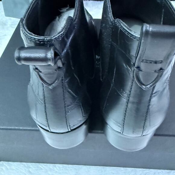 Coach Snake-Embossed q9125 Patchwork Black on Black Size 7B Chelsea Boot Leather - Picture 5 of 7